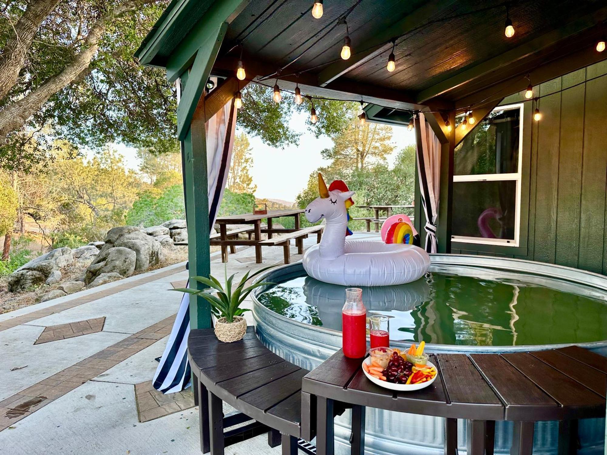 Emerald Ranch Of Yosemite Villa Coarsegold Exterior photo
